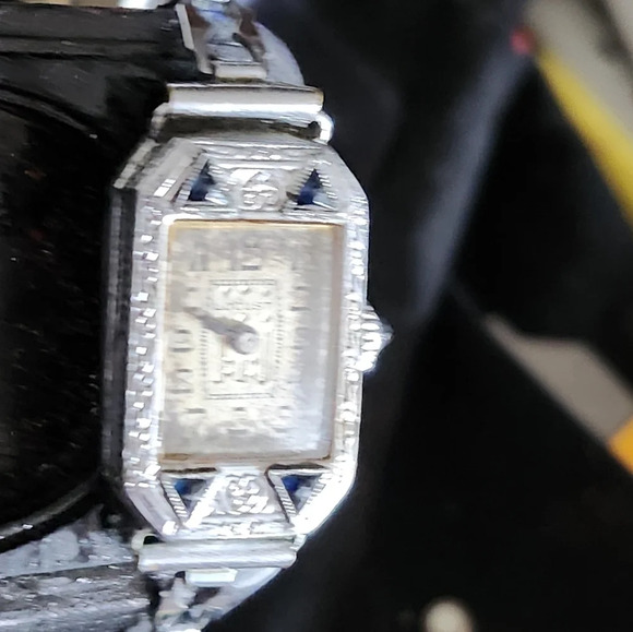 Rare Vintage 20s Locust Womens Art Deco Watch - Picture 5 of 17